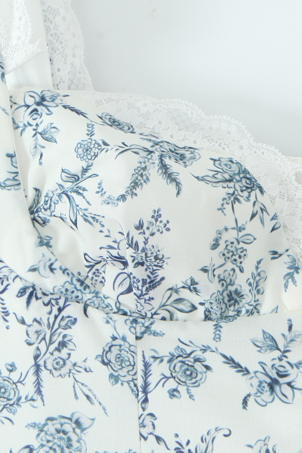 Minikleid Alessa – Modernes Design aus Polyester