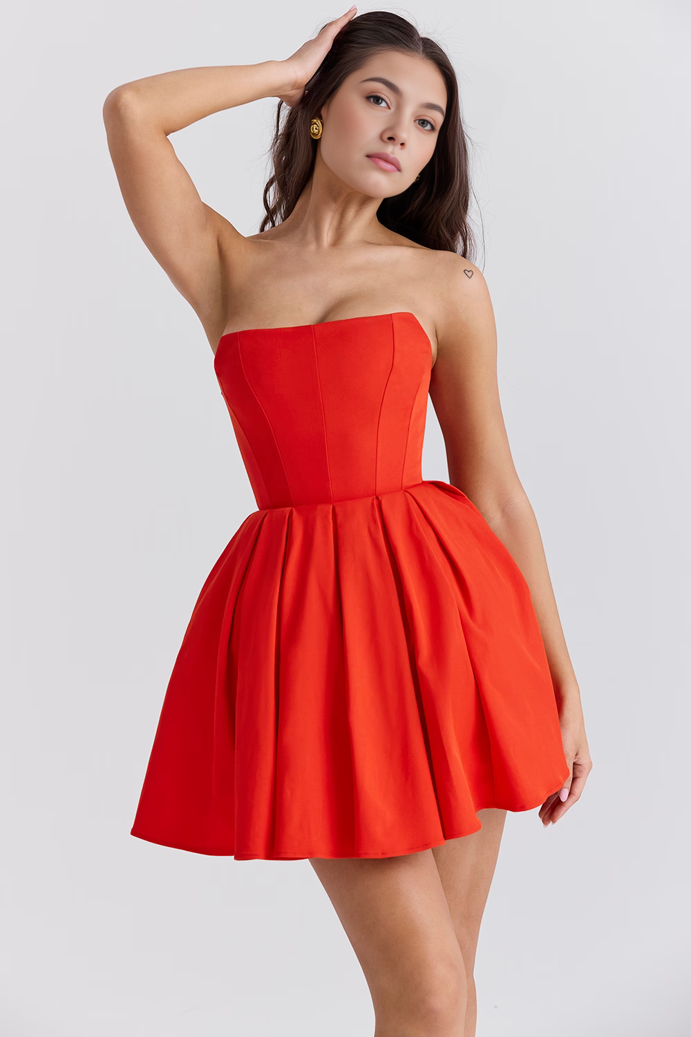 Minikleid Celina – Leichtes Modell aus Polyester