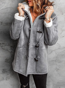 Warme und stylische Jacke mit Kapuze