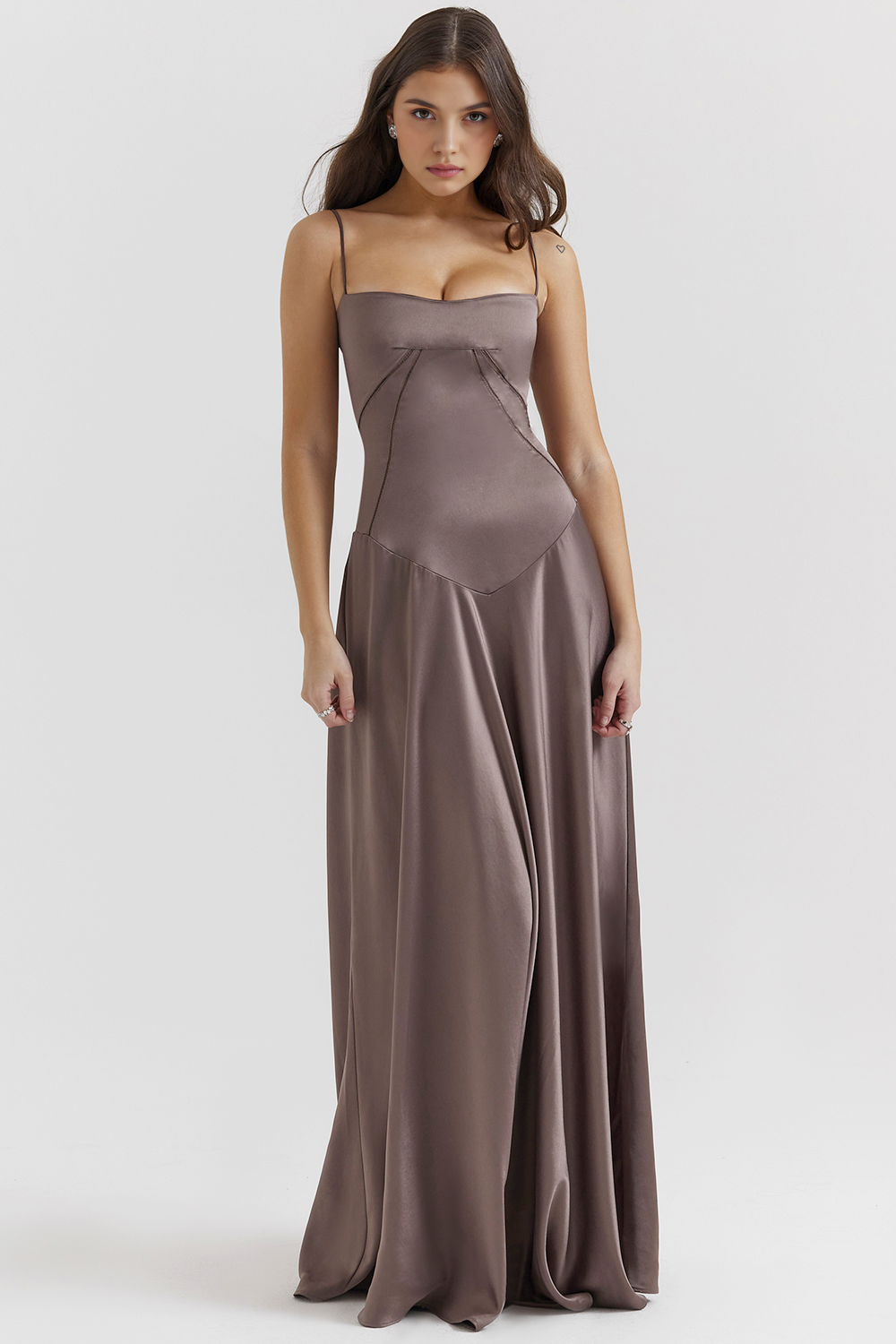 Midikleid Marielle – mit femininen Details