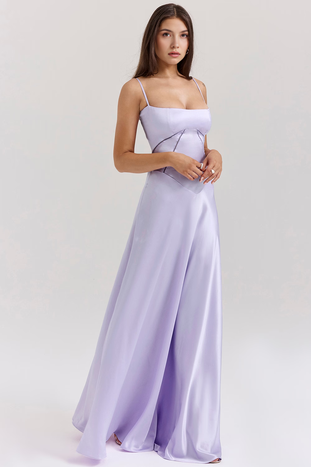 Midikleid Marielle – mit femininen Details