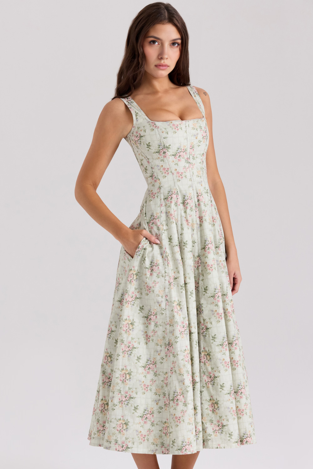 Midikleid Magnolia – mit eleganter Silhouette