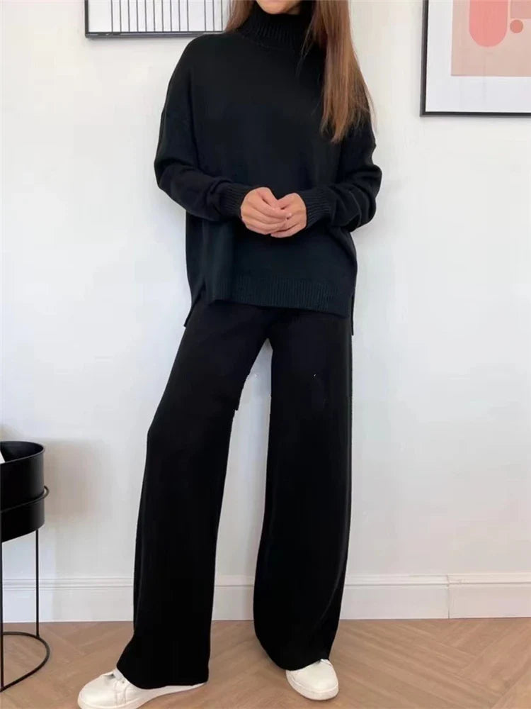 Conjunto de Tricô Canelado com Suéter Mullet Gola Alta e Calça Pantalona Modern Laura - OUTONO/INVERNO