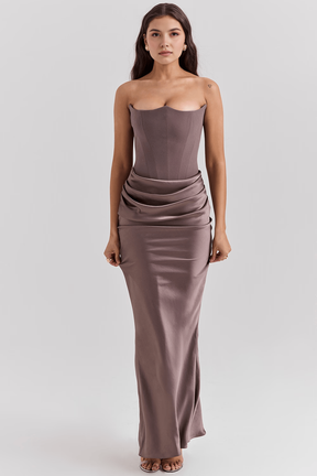 Maxikleid Tabea – figurformend aus Polyester, schmeichelhafter Stil