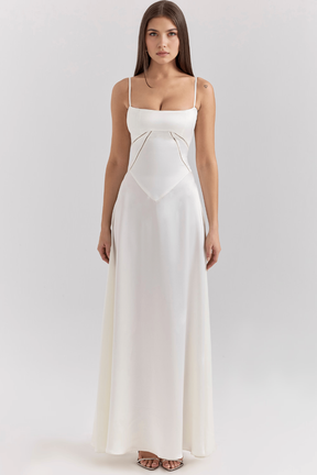 Midikleid Marielle – mit femininen Details