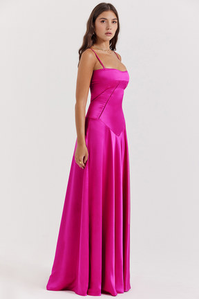 Midikleid Marielle – mit femininen Details