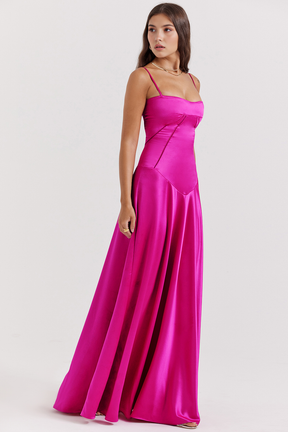 Midikleid Marielle – mit femininen Details