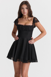 Spitzenkleid Helene – Zarte Spitze mit Polyester-Mix