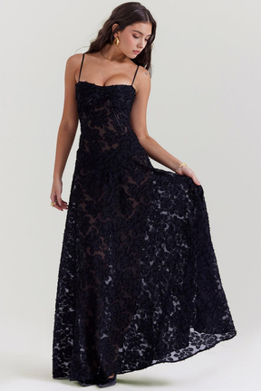 Maxikleid Selina – mit zartem Bustier aus Polyester, schlichte Eleganz