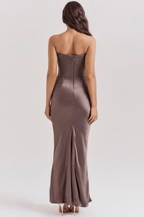 Maxikleid Tabea – figurformend aus Polyester, schmeichelhafter Stil